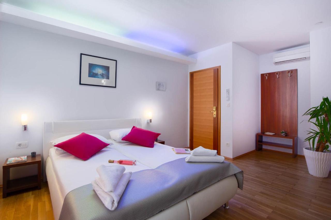 Villa Sveti Kriz Trogir Bagian luar foto