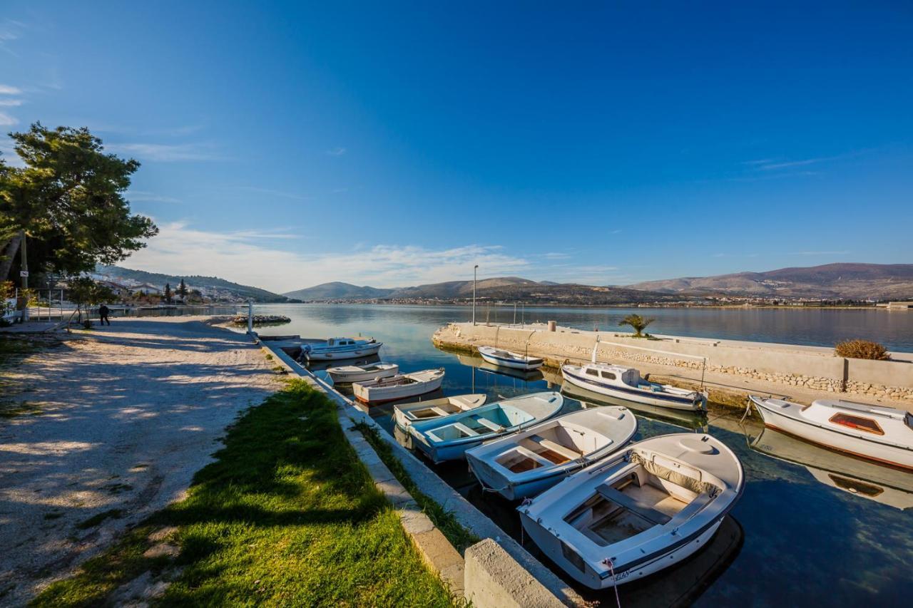 Villa Sveti Kriz Trogir Bagian luar foto